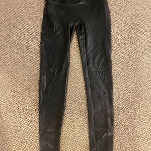 Spanx Leather look Leggings